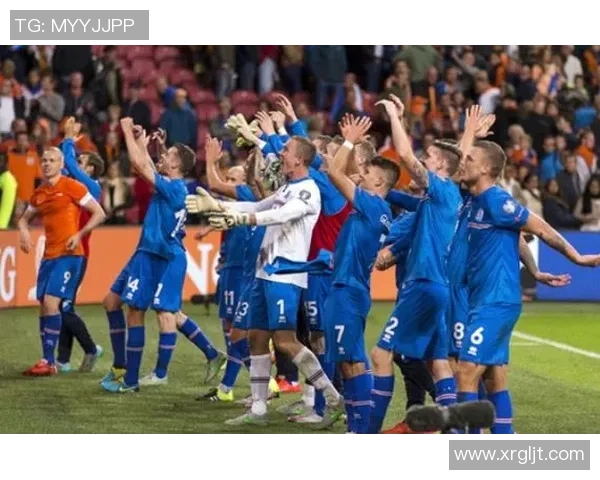 重庆篮球队在洲际杯积分榜上以80分稳居第一名展现强劲实力