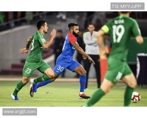 重庆羽毛球队在世锦赛积分榜上以58分稳居第一名展现强劲实力