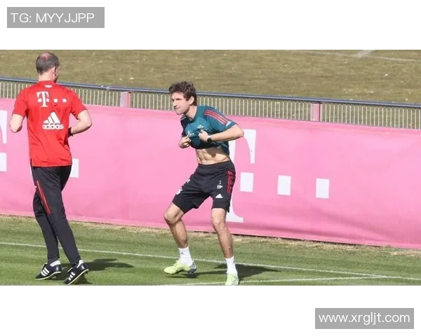 足球明星们的腹肌魅力大揭秘精彩合集让你领略运动员的完美身材